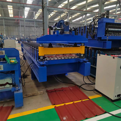 o rolo de aço do painel de 840 telhados da cor que forma a tesoura hidráulica da máquina usou a construção de aço
