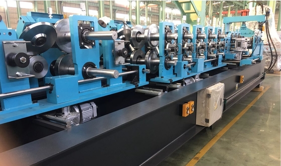 Tipo totalmente automático rolos de aço da CZ das estações da máquina 0-25m/min 18 do Purlin