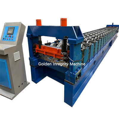 A FORMAÇÃO DO ROLO DA PLATAFORMA DE ASSOALHO FAZ À MÁQUINA O ROLO DA PLATAFORMA DO METAL QUE FORMA A MÁQUINA