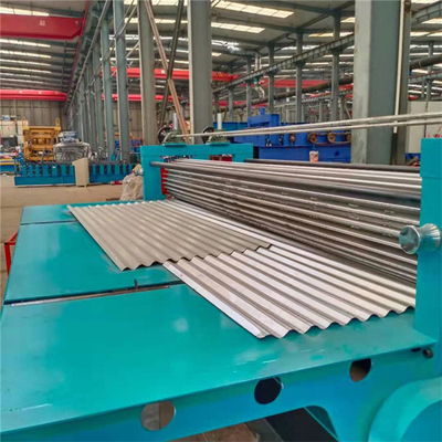 A movimentação da engrenagem corrugou o rolo que faz a máquina 12m/Min Coloe Steel Material