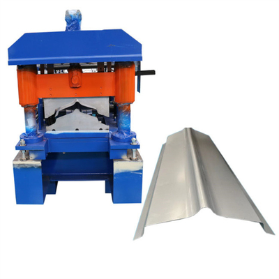 Metal que telha a metade de Ridge Capping Roll Forming Machine da folha em volta de Ridge Hat Machine