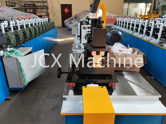 Máquina portátil de pouco peso do parafuso prisioneiro do metal do parafuso prisioneiro e da máquina 15-40m/min da trilha