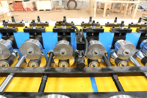 A máquina portátil do rolo da emenda da posição do metal galvanizou as bobinas de aço