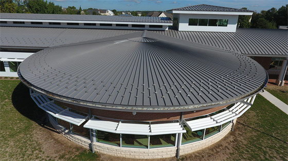 A máquina portátil do rolo da emenda da posição do metal galvanizou as bobinas de aço