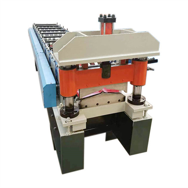 Máquina de aço de Ridge Cap Roof Roll Forming do arco da cor do metal para Ridge Capping Tile